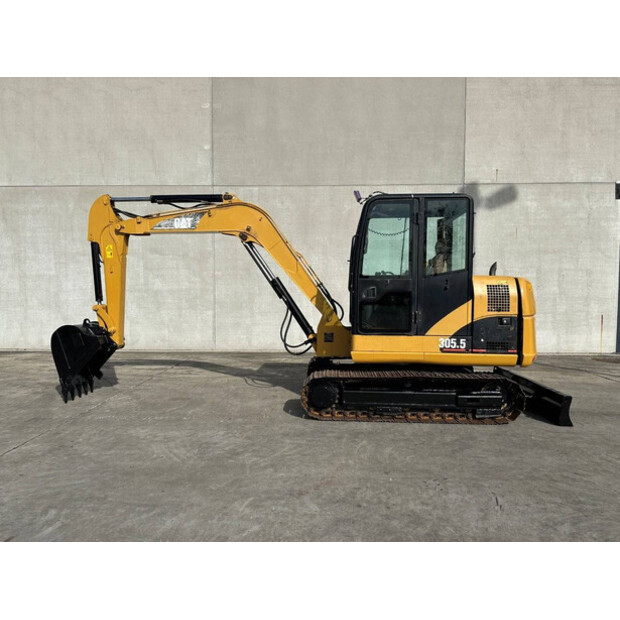 2013 كاتربيلر 305.5-46774367