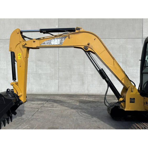 2013 كاتربيلر 305.5-46774373