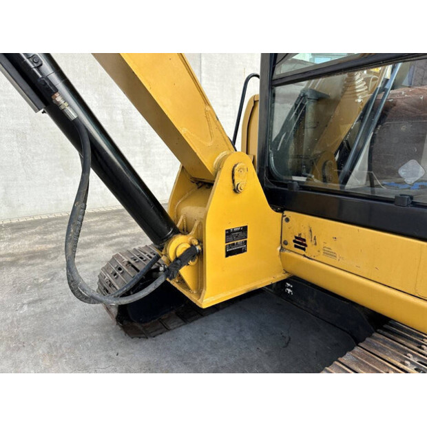 2013 كاتربيلر 305.5-46774376