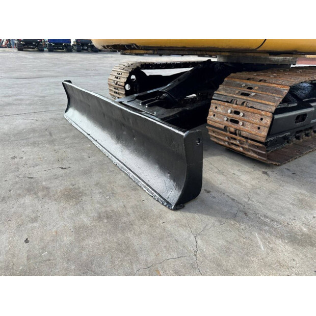 2013 كاتربيلر 305.5-46774384