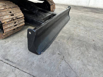 2013-caterpillar-305-5-46774386