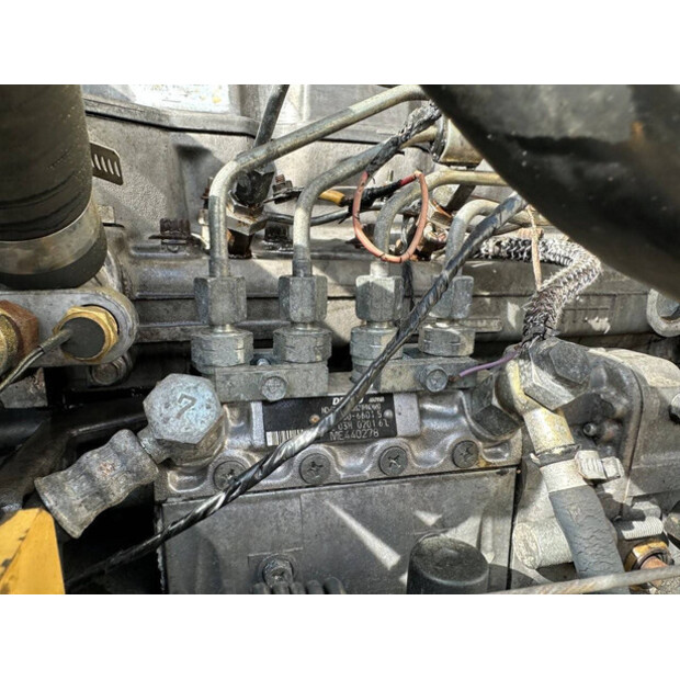 2013 كاتربيلر 305.5-46774390