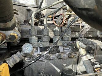 2013-caterpillar-305-5-46774390