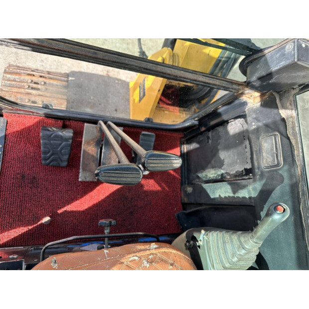 2013 كاتربيلر 305.5-46774399