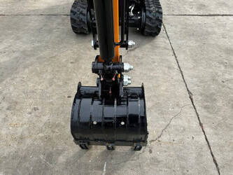 2025-vicsec-vc15-y-1445623-46774450