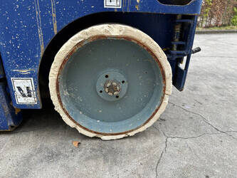 2002-haulotte-compact-10-1445628-46774634