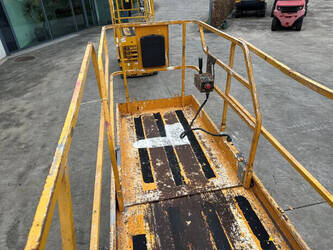 2002-haulotte-compact-10-1445628-46774639