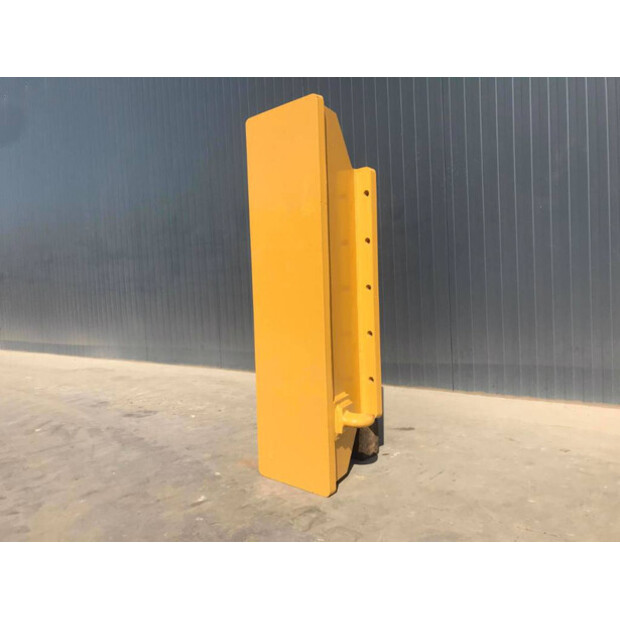 2026 Caterpillar 16M-46775851