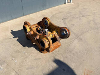 2017-caterpillar-330c-1445749-46776292