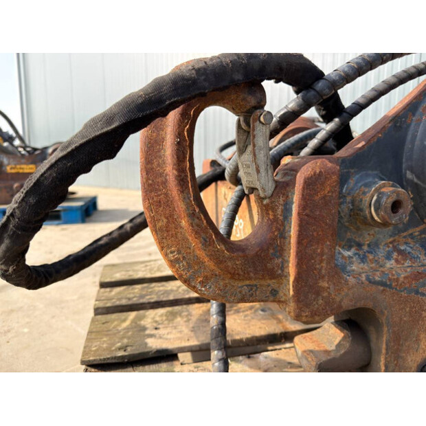 2018 OilQuick OQ70/55-46776405