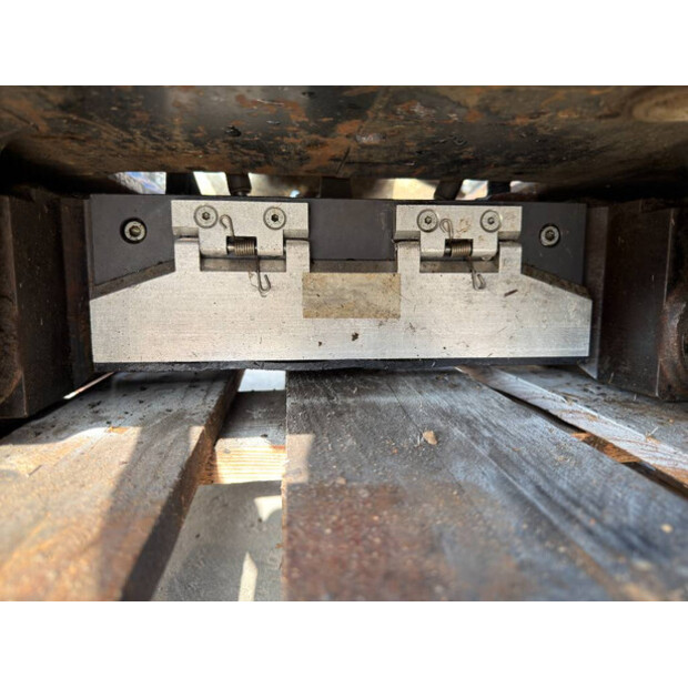 2018 OilQuick OQ70/55-46776411