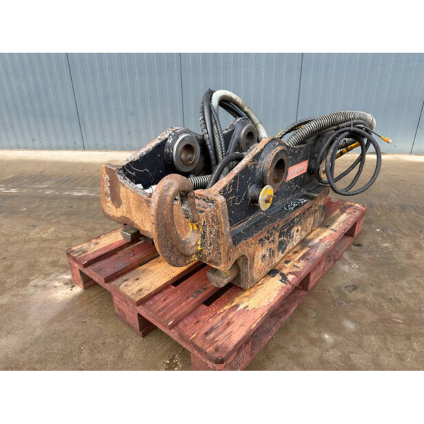 2010 OilQuick OQ80-46776436