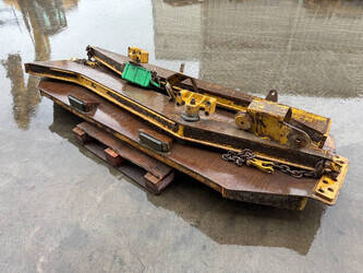 caterpillar-730-1445808-46777059