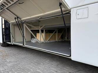 2026-mercedes-benz-mcv-400-46777719