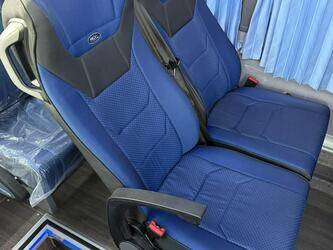 2026-mercedes-benz-mcv-400-46777720