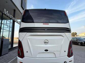 2026-mercedes-benz-mcv-400-46777723