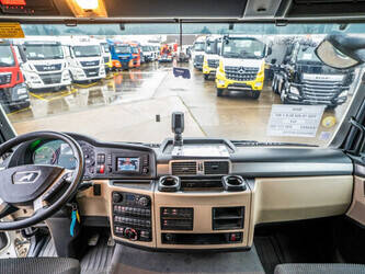 2018-man-tgs-18-460-1445924-46780289