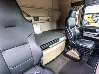 2018-man-tgx-18-420-1445930-46780474