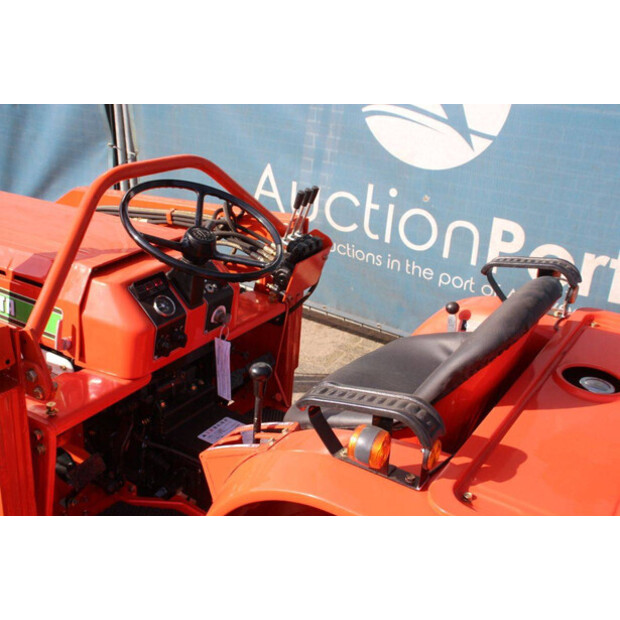 KUBOTA B1702-46781136