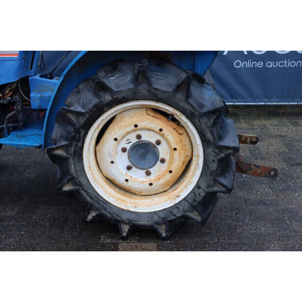 Iseki TU2100-46781945