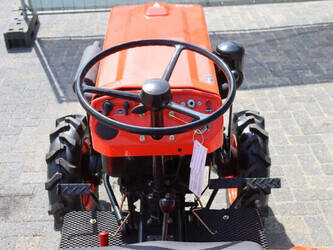 kubota-b7001-1445994-46782456