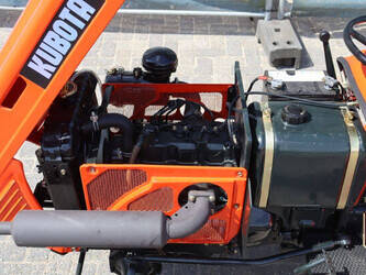 kubota-b7001-1445994-46782462