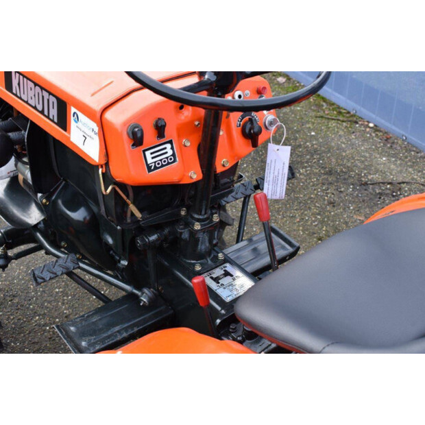 كوبوتا B7000-46782524