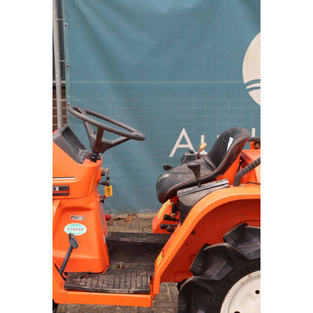 KUBOTA B1-14 Bulltra-46782609