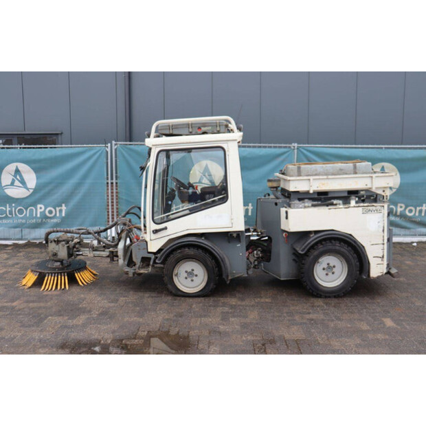 2016 Conver C4-46782835