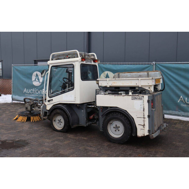 2016 Conver C4-46782836