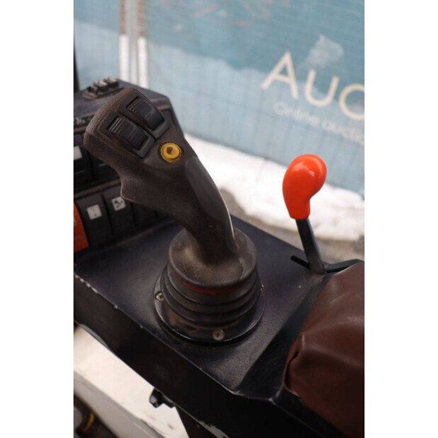 2016 Conver C4-46782867