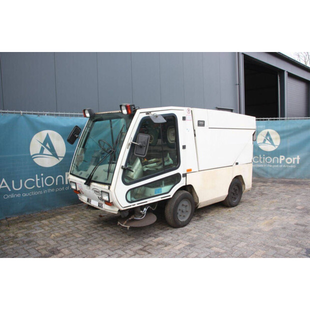 2007 HMF 214-46782907