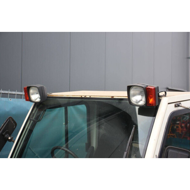 2007 HMF 214-46782909