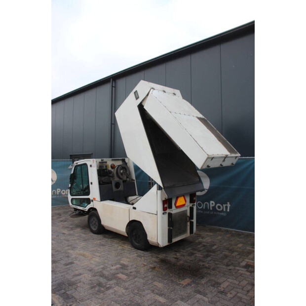 2007 HMF 214-46782931