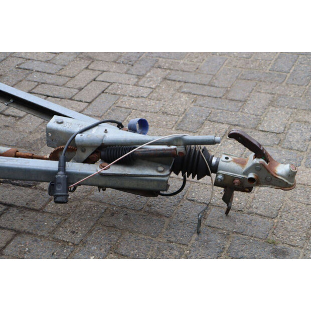 2005 هولكو R2-46782941