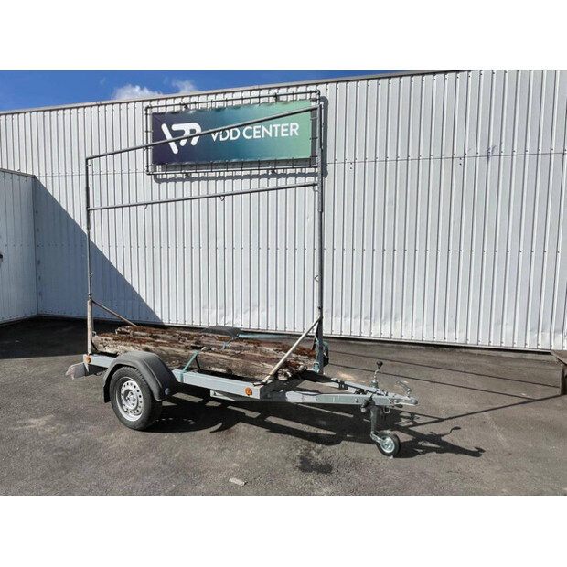 Twins OTHERS-46783272