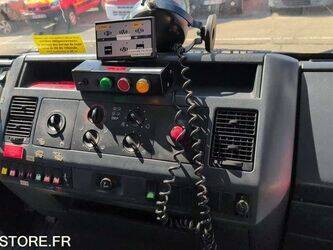 2004-man-18-414-1446138-46786441