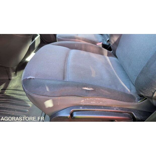 2012 رينو Master-46786533