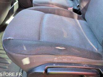 2012-renault-master-1446146-46786533