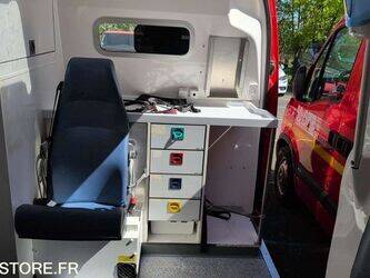 2012-renault-master-1446146-46786540