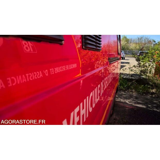 2012 رينو Master-46786541