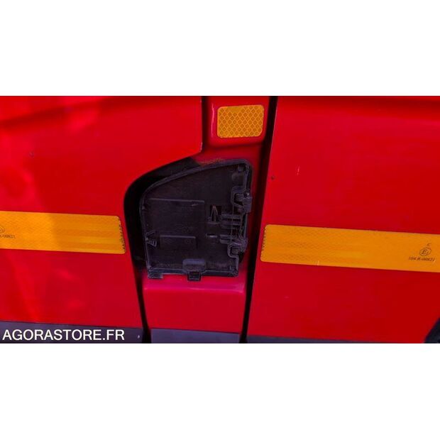 2012 رينو Master-46786546