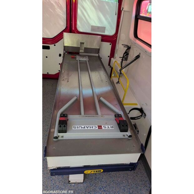 2012 رينو Master-46786552