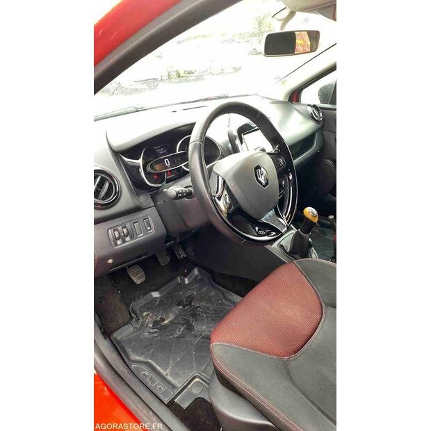2014 Renault Clio-46786637