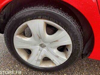 2014-renault-clio-1446155-46786645