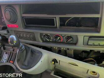 2005-renault-master-1446162-46786723