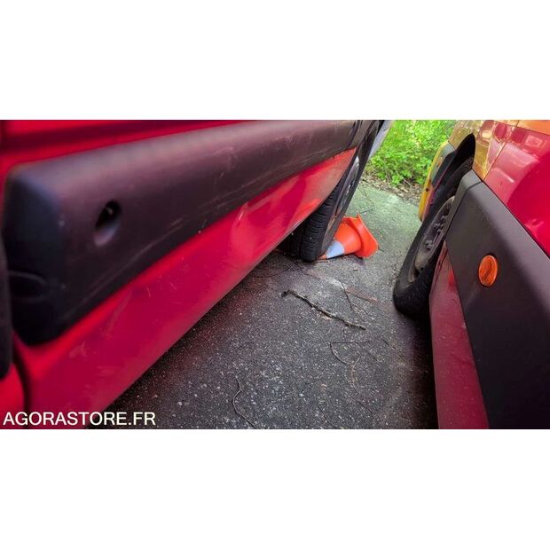 2005 Renault Master-46786731