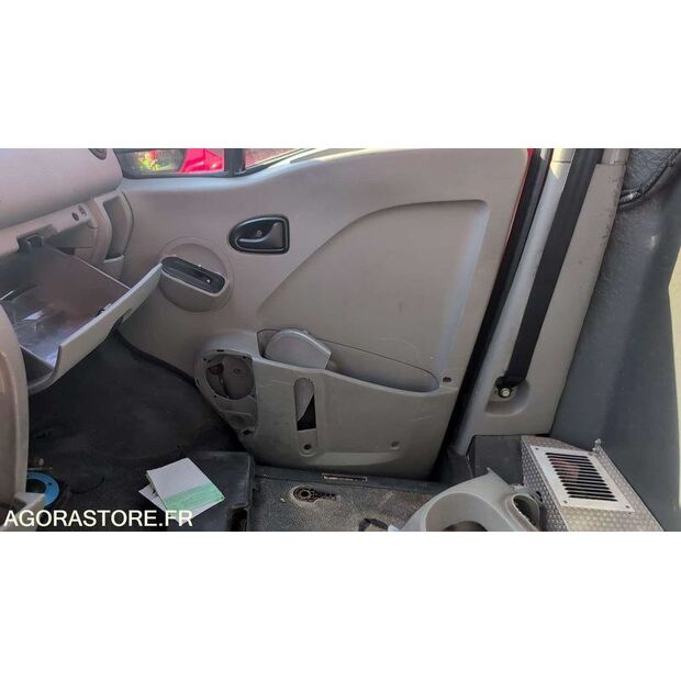 2005 Renault Master-46786737