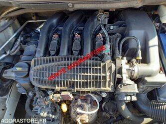 2015-peugeot-208-1446173-46786916