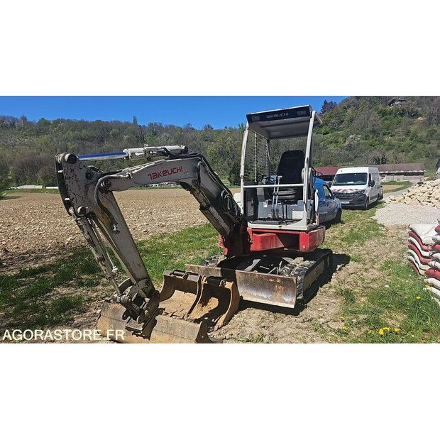 2012 TAKEUCHI TB128FR-46786932